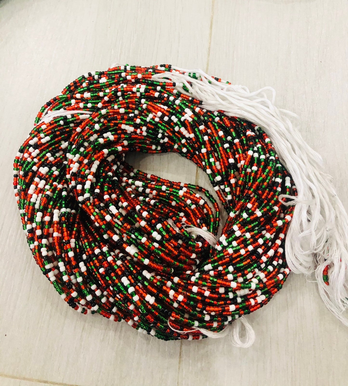 Waistbeads delicious - Wholesale waistbeads, tie-on waistbeads, bulk waistbeads, Ghana waistbeads. 50”